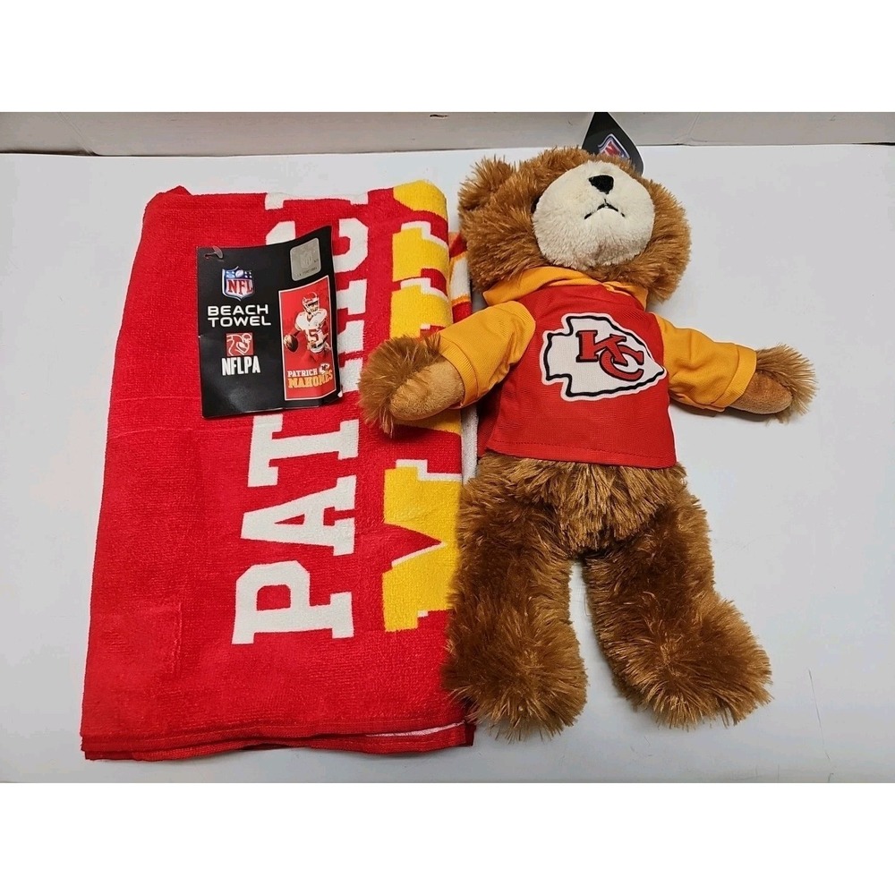 NFL Kansas City Chiefs Patrick Mahomes‎ Beach Towel And 14" Chiefs Bear Plush
